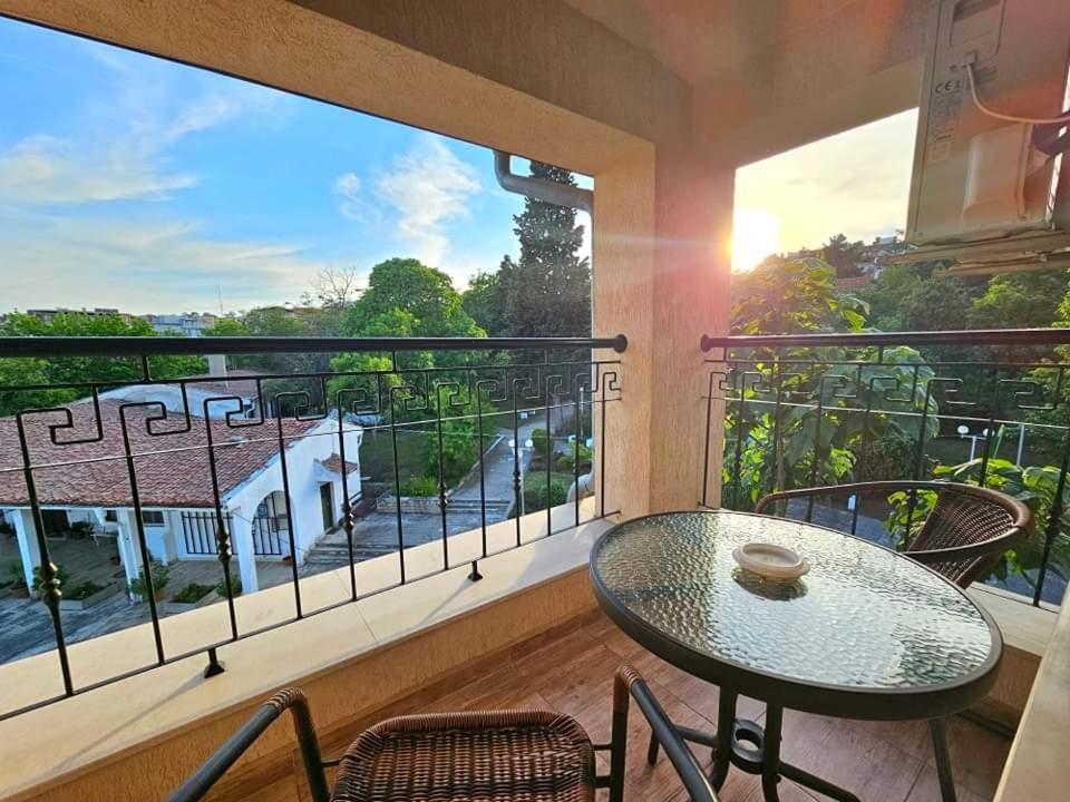 Villa Magnolia โซโซโปล ภายนอก รูปภาพ